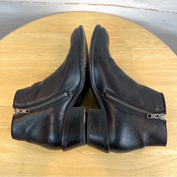 Frye Carson Piping Bootie | 6.5 - Picture 7 of 13